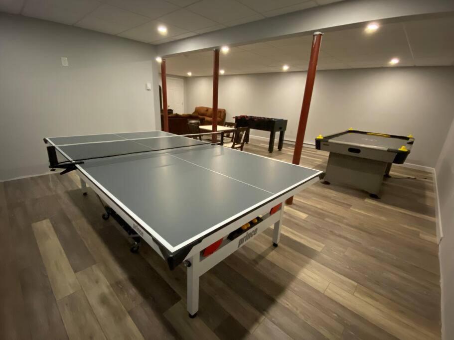 Beautiful Spacious Home W/ Game Room. Гилфорд Экстерьер фото
